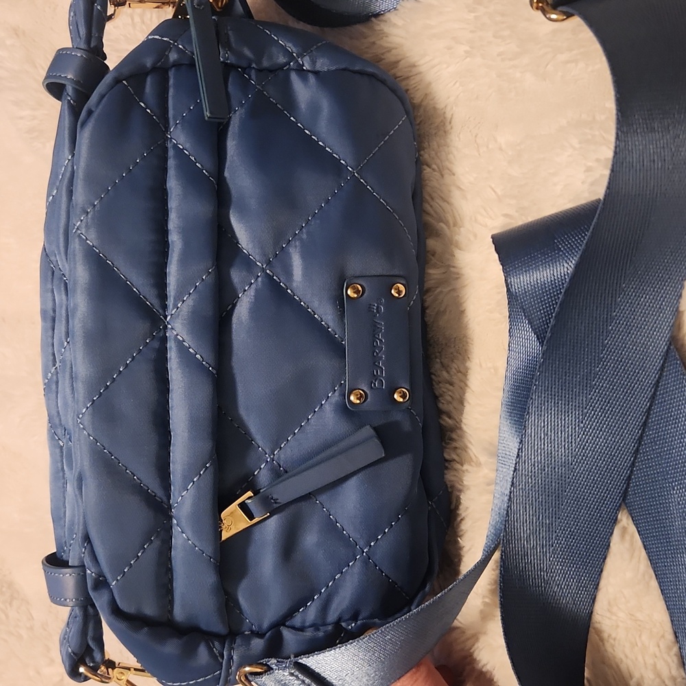 Bearpaw purse new with tags